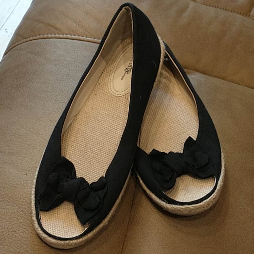 🇨🇦 Cute Canvas Flats